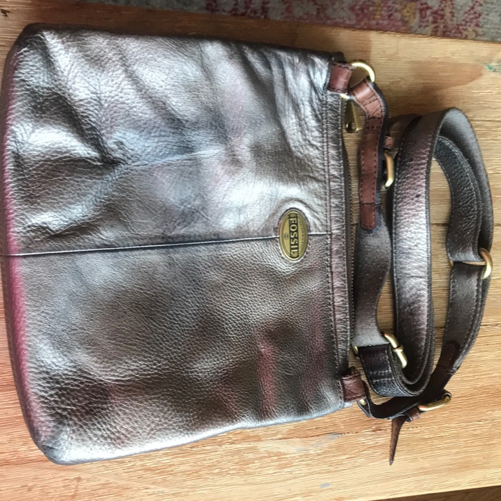 FOSSIL BAG- all offers will be accepted‼️few stains‼️
